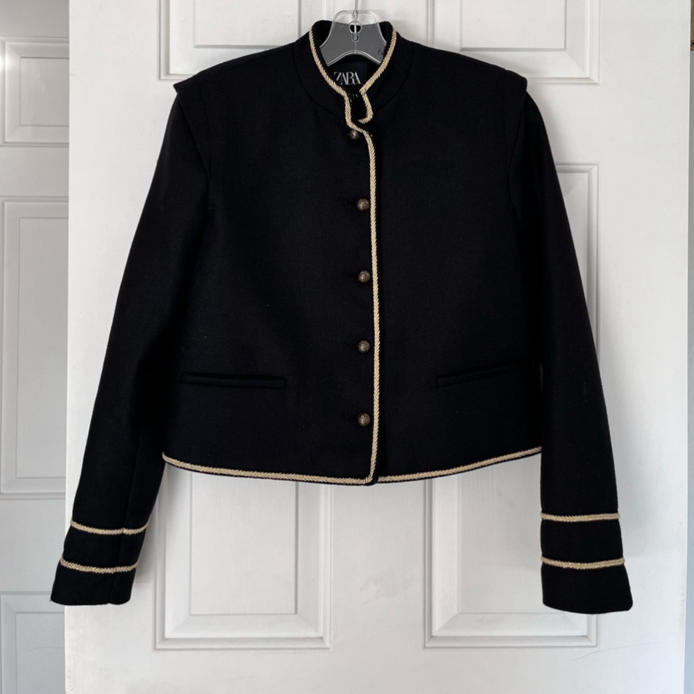 SOLD🥤 Zara Woman Textured Cropped Wool Blend Jacket Black Gold Buttons S NWT - Picture 8 of 16